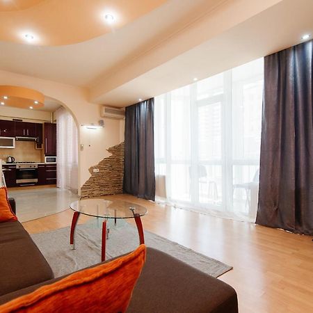 Elite Rent Anestiade Apartment คีชีเนา ภายนอก รูปภาพ