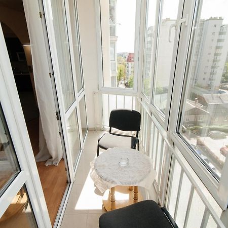 Elite Rent Anestiade Apartment คีชีเนา ภายนอก รูปภาพ