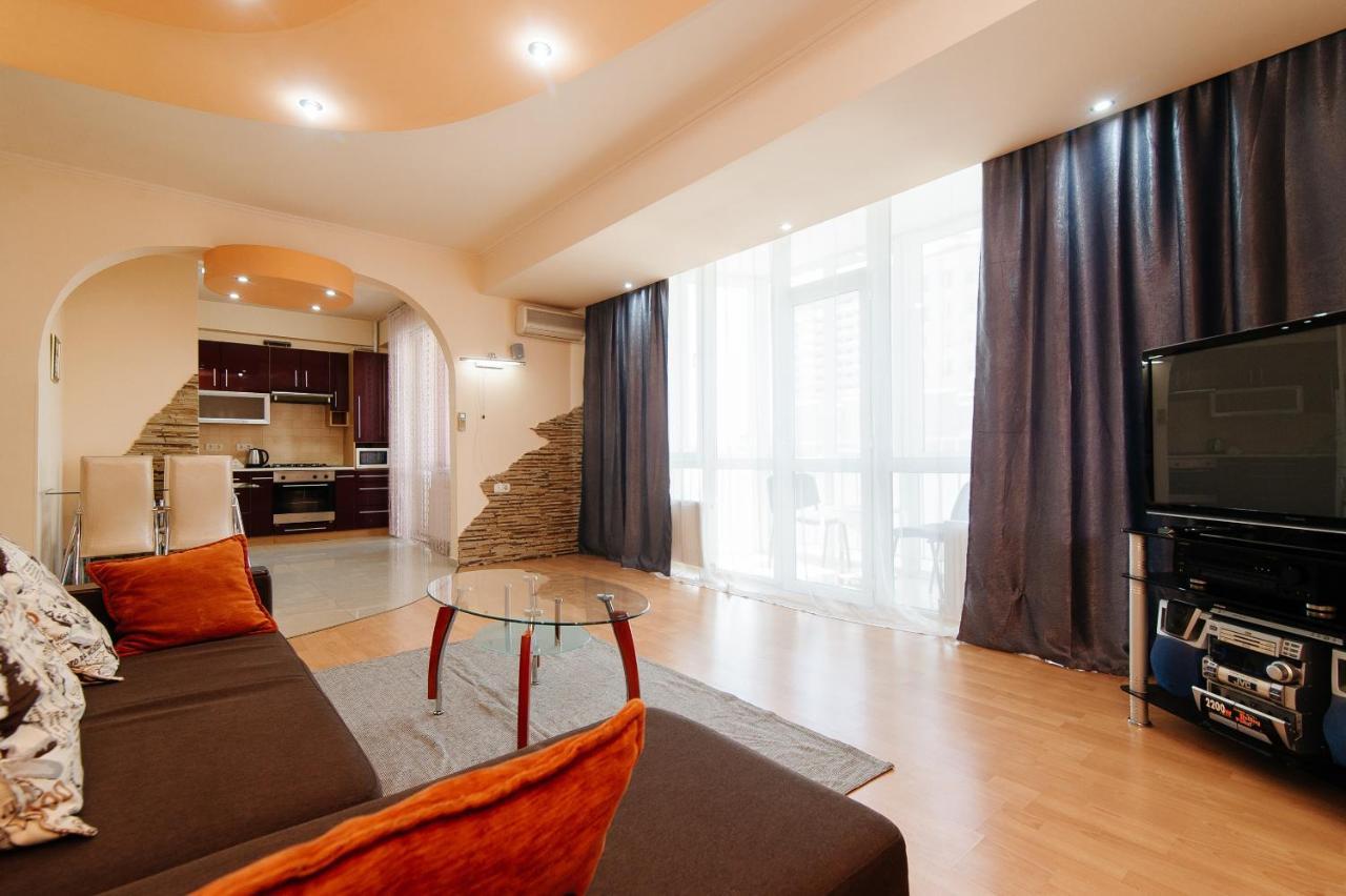 Elite Rent Anestiade Apartment คีชีเนา ภายนอก รูปภาพ